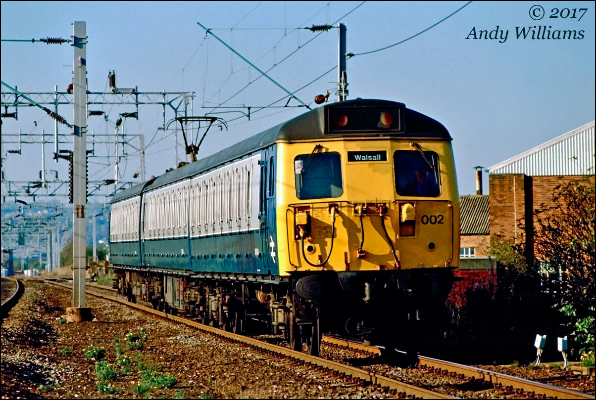 304002 at Dudley Port
