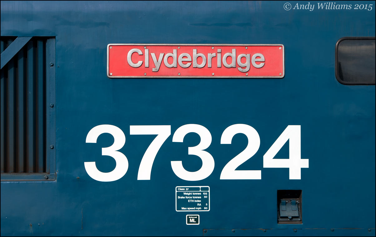 The Clydebridge nameplate on 37324