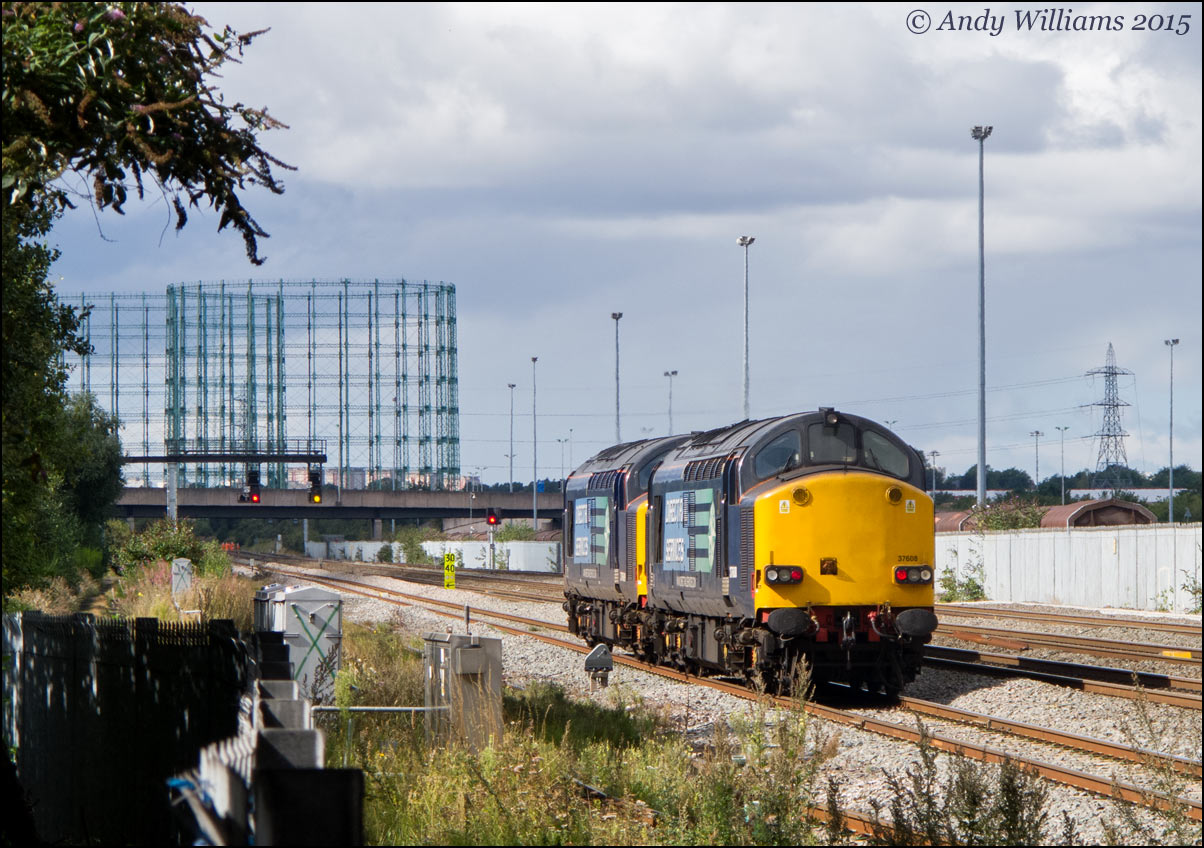 37609 and 37608 at Washwood Heath
