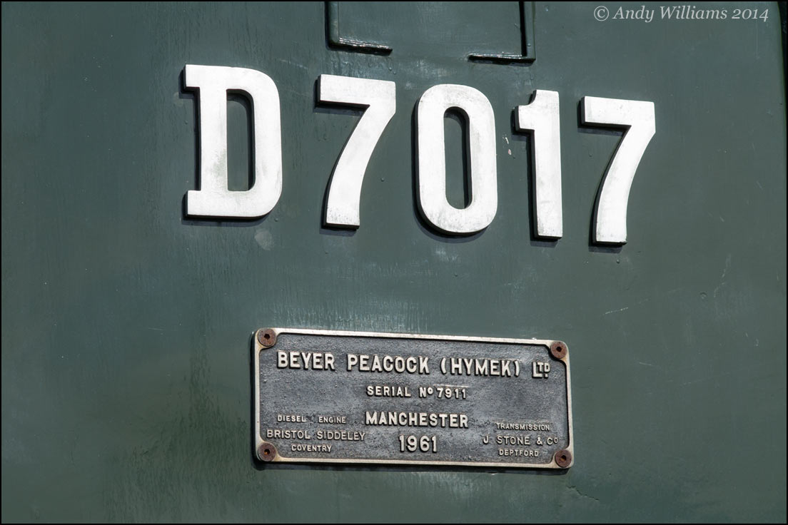 Builder's plate on 7017