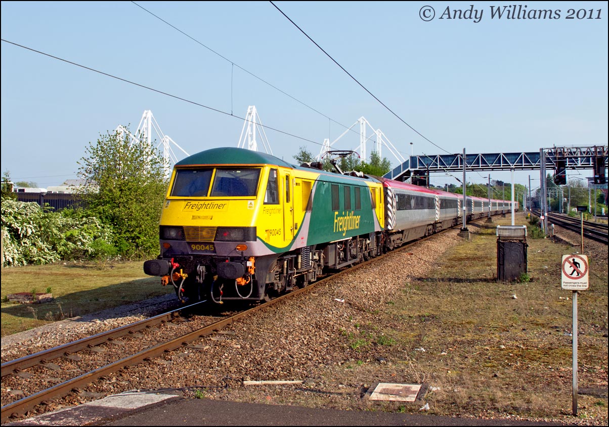 90045 at Birmingham International