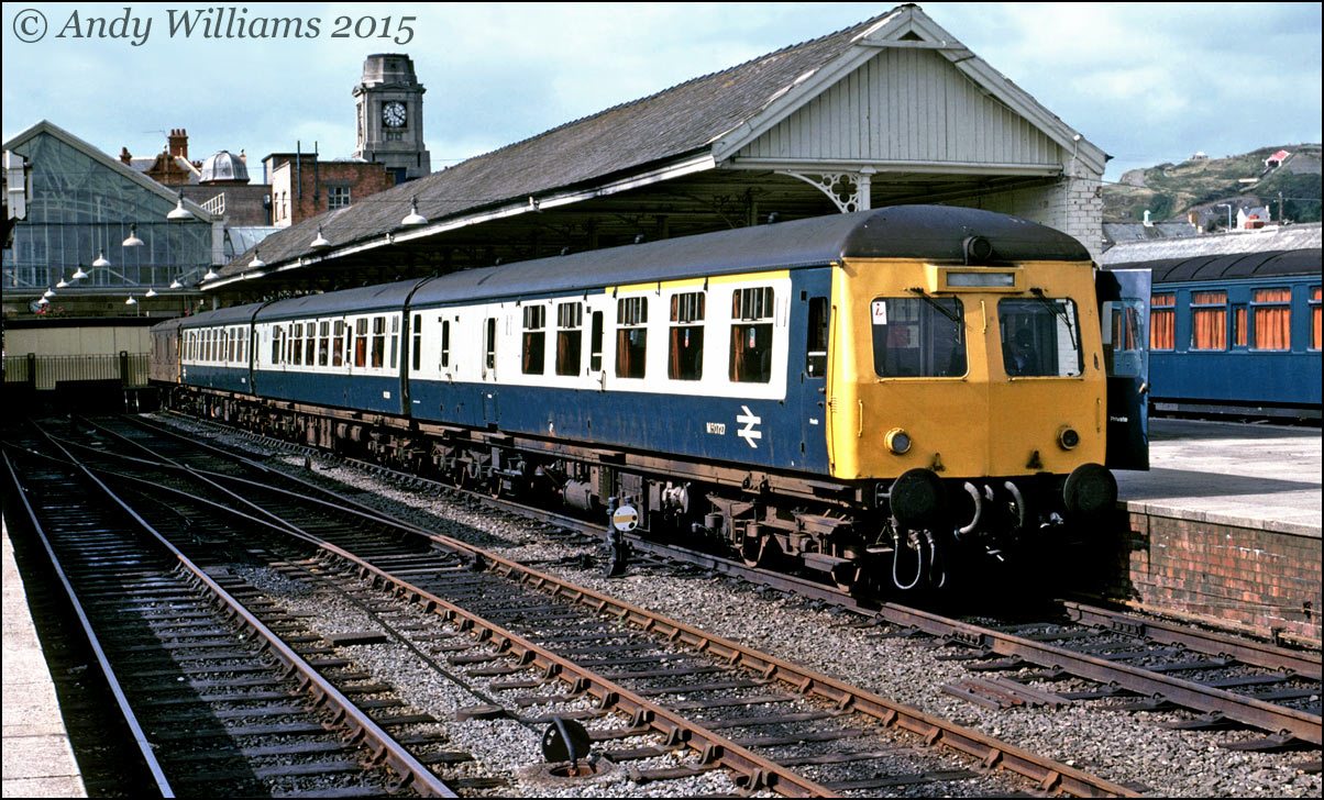Class 120 at Aberystwyth