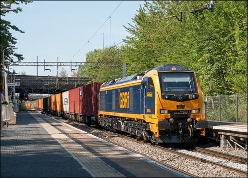 99004 passing Tame Bridge